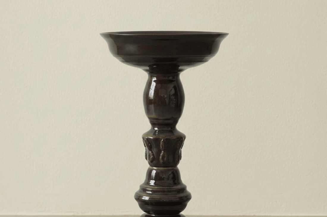 Table Prune, sculptural glazed ceramic side table by Gazar Studio